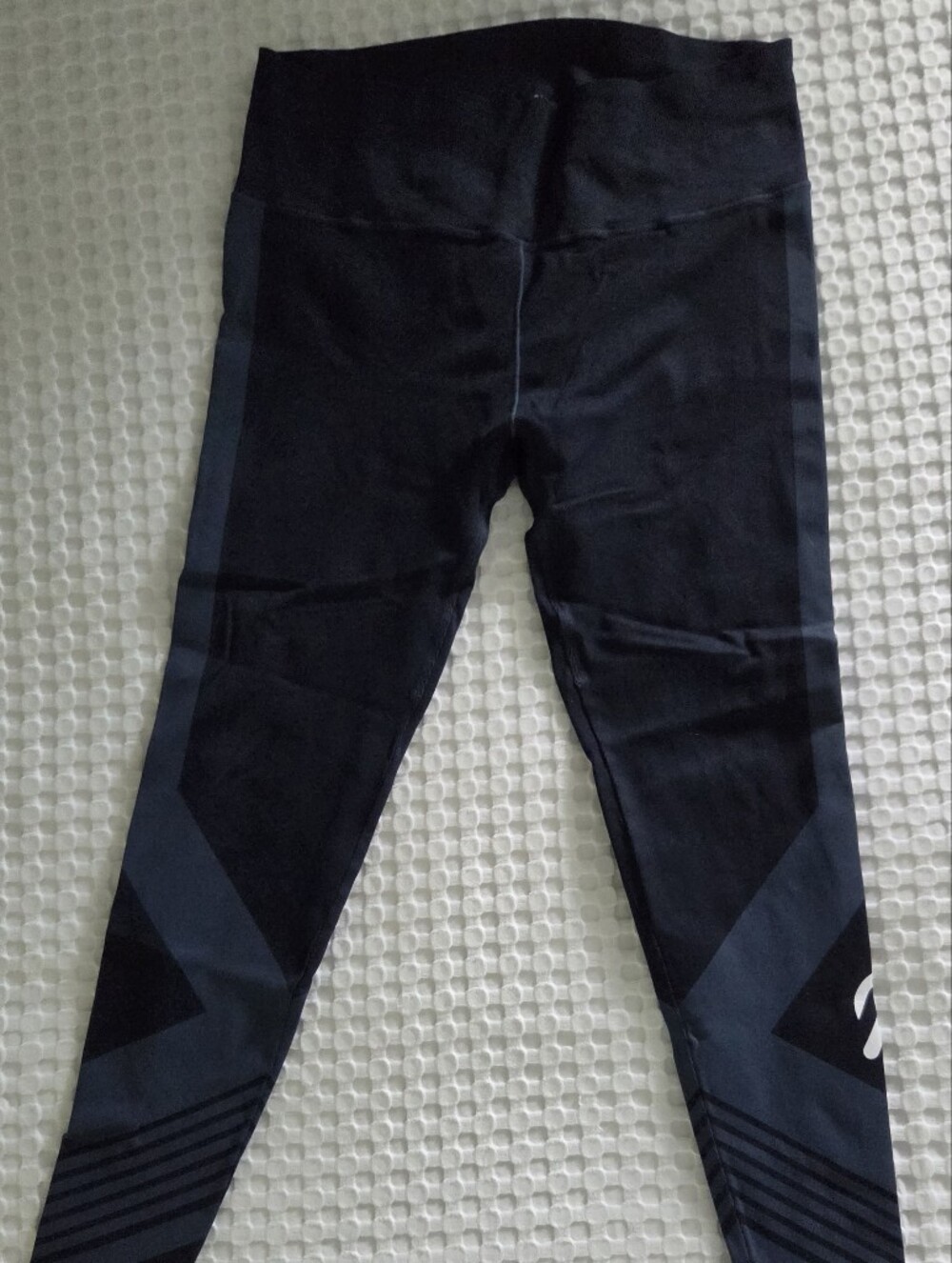 Peloton Leggings with Knit-in Graphic Side Panels